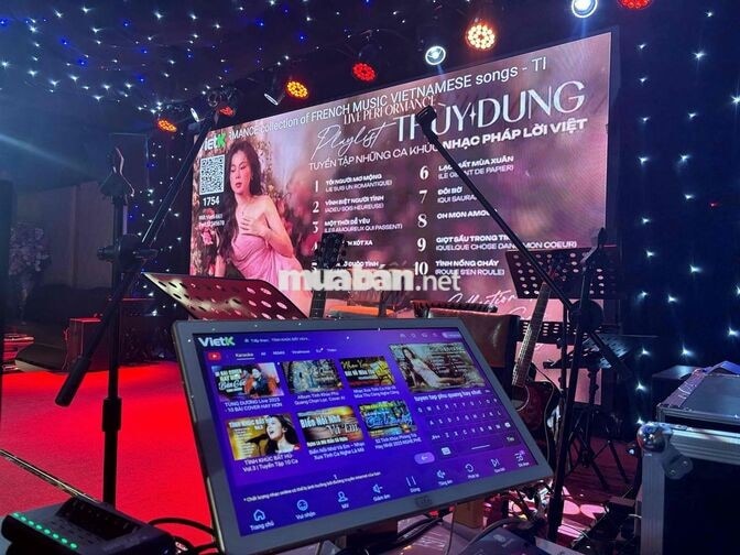 tuyển nv Nữ phục vụ bưng bê