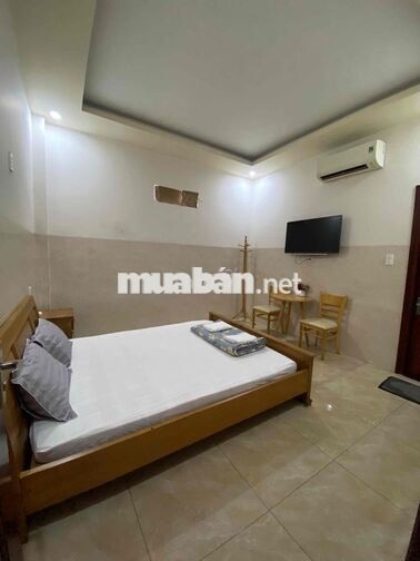 BD THUẬN GIAO TUYỂN NV BUỒNG PHÒNG DỌN DẸP