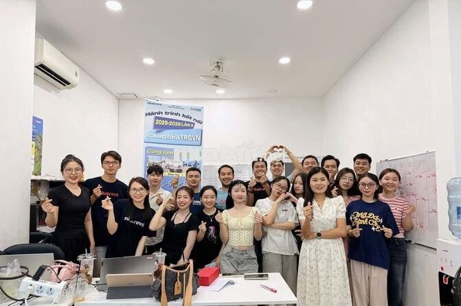 NHÂN VIÊN TƯ VẤN CĂN HỘ DỊCH VỤ