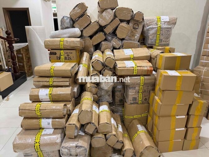 Tuyển nhân viên đóng hàng