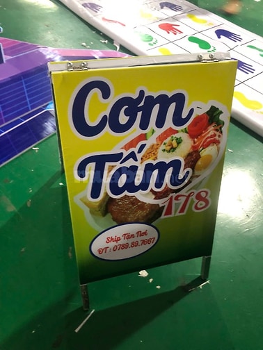 Nhân viên chăm sóc khách hàng- Nhân viên kinh doanh