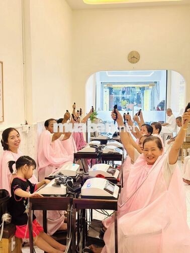 Cần Tuyển Nhân Viên Gấp