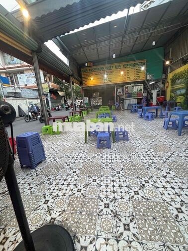 Gà nướng sốt Bà Yum cần tuyển