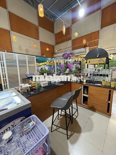 TUYỂN NHÂN VIÊN PHA CHẾ PHỤC VỤ COFFEE
