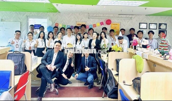  TUYỂN NHÂN VIÊN VĂN PHÒNG PHỎNG VẤN ĐI LÀM NGAY