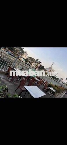 Quán Ốc Cần Tuyên Nhan viên phục vụ-