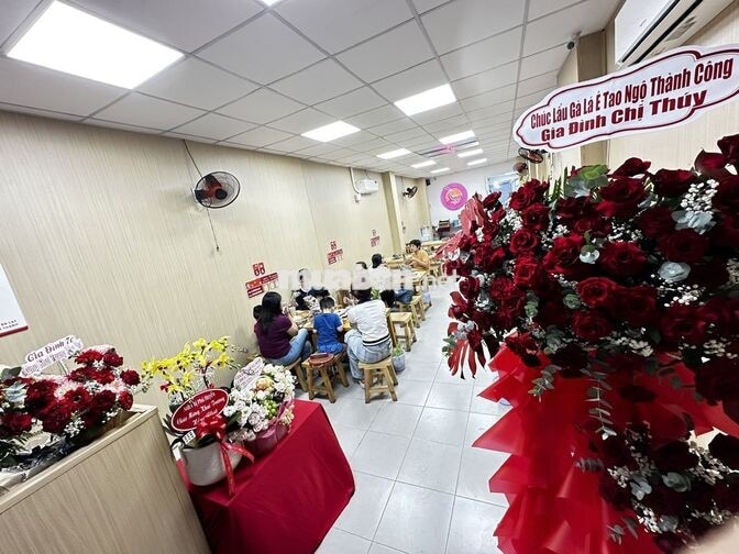 TUYỂN PHỤC VỤ - BÌNH THẠNH