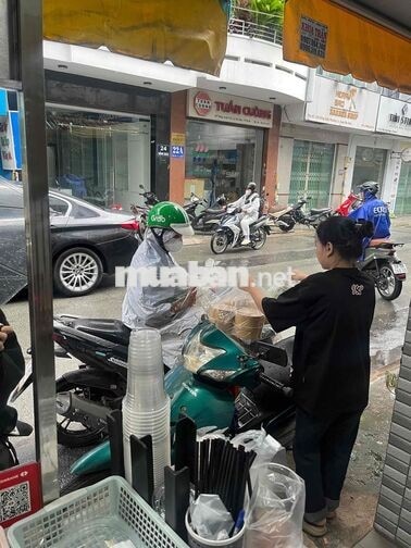 Tiệm bún Mija tuyển nhân viên bán hàng parttime
