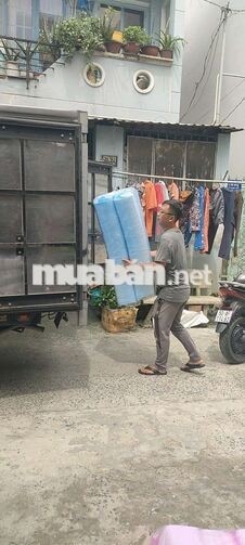 CTY cần 2 Tài xế chở hàng chuyên dụng 