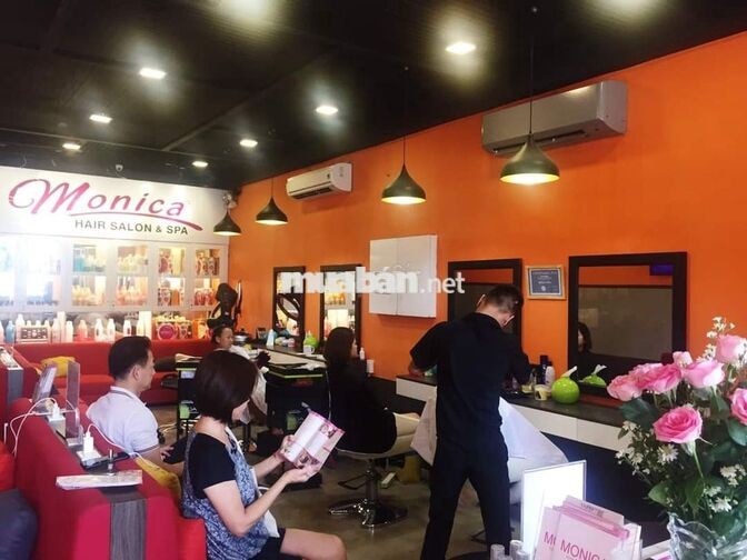 Thợ Chính & Thợ Phụ Salon Tóc Monica Phú Mỹ Hưng