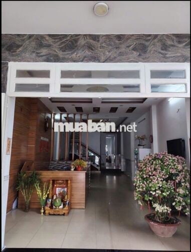 Tuyển Dọn Phòng Khách Sạn