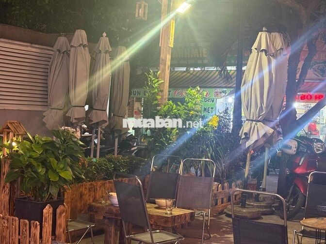 Tuyển dụng nhân viên quán Cà phê