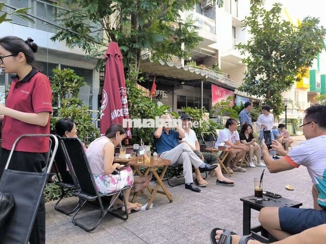 Tuyển pha chế Quận 2