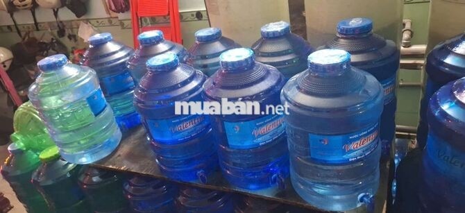 Tuyển nhân viên chở nước suối