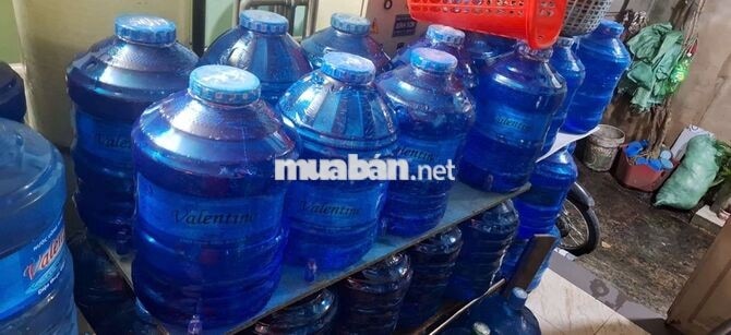 Tuyển nhân viên chở nước suối