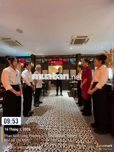 Phục vụ nhà hàng nhiều chi nhánh