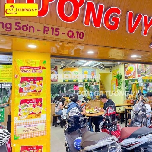 💢[BÌNH THẠNH]CẦN NV PHỤ QUÁN CƠM + BHXH + BAO ĂN Ở