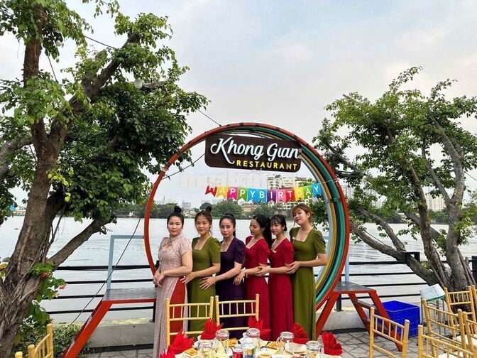 TUYỂN DỤNG NHÂN VIÊN TIẾP THỰC 
