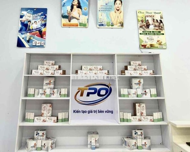 TUYỂN NHÂN VIÊN LÀM VIỆC TẠI SHOWROOM MỸ PHẨM