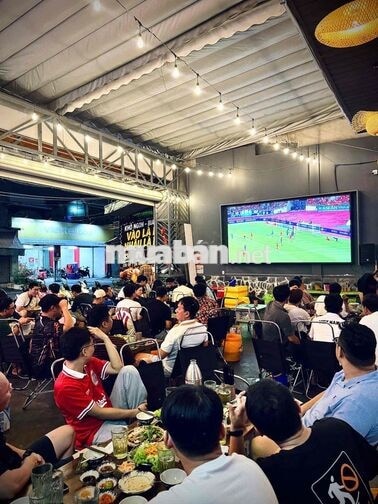 Tuyển nhân viên phục vụ quán nhậu