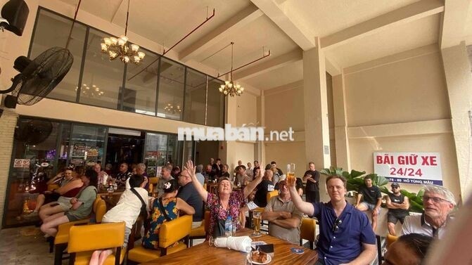 *** bartender ca sáng - đi làm ngay
