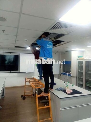 TUYỂN THỢ ĐIỆN LẠNH LƯƠNG NGÀY