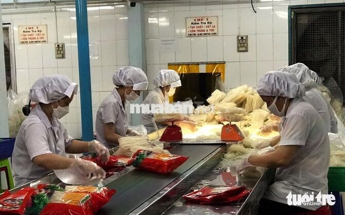CÓ LƯƠNG TUẦN-18-54T-SX MÌ GÓI-Q12-HCM-355-400K