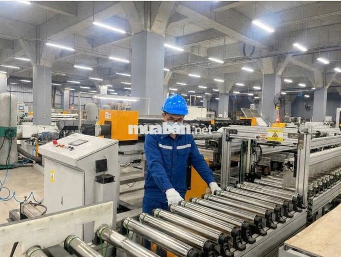 Vận hành máy sản xuất