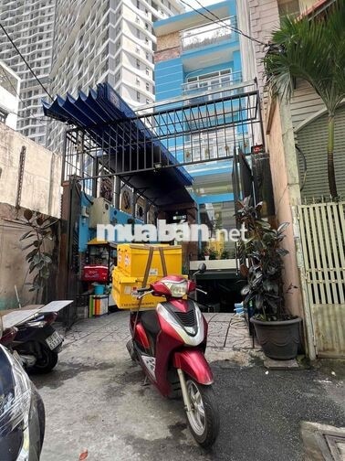 Tuyển dụng Nam giao hàng
