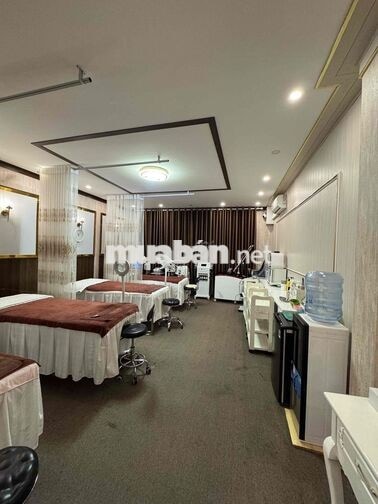 Tuyển dụng KTV chăm sóc da