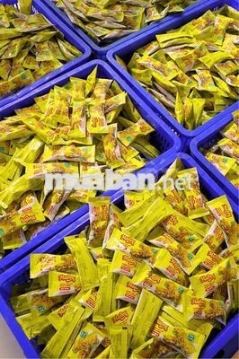 TUYỂN NỮ CÔNG NHÂN SẢN XUẤT HÓC MÔN