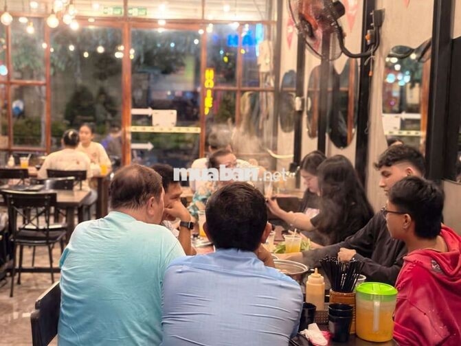Tuyển Nhân viên Phục vụ lẩu Phú Nhuận