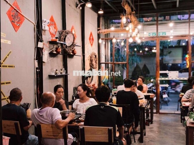 Tuyển Nhân viên Phục vụ lẩu Phú Nhuận