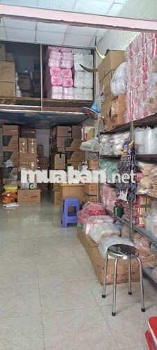 Tuyển 2 Nhân Viên Nam Giao Hàng Bằng Xe Máy