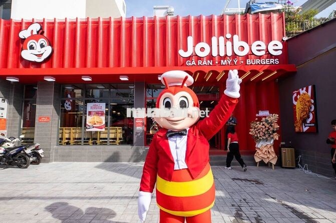 Jollibee Pasteur Q3 diện mạo mới TÌM nhân sự 30k/h