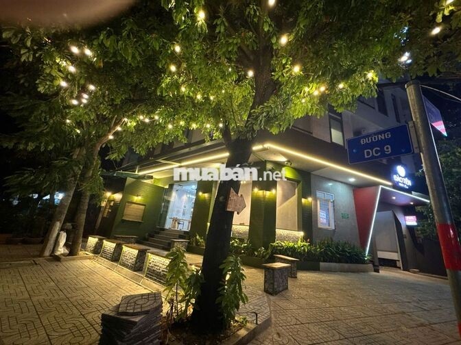 Tuyển nhân viên nữ bán cafe, có ngoại hình