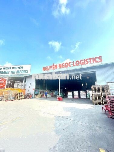 TUYỂN DỤNG TÀI XẾ XE TẢI