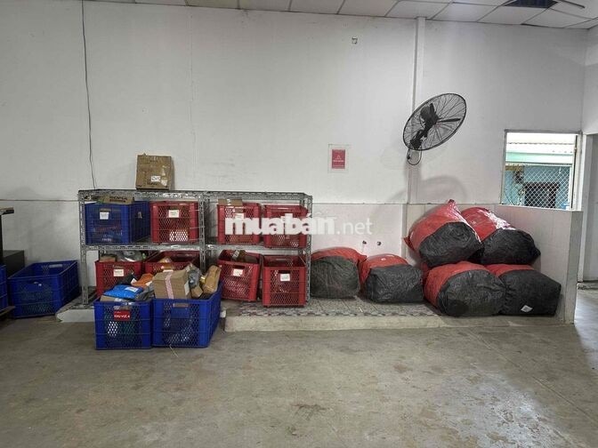 Viettelpost Dĩ An Tuyển shipper giao hàng
