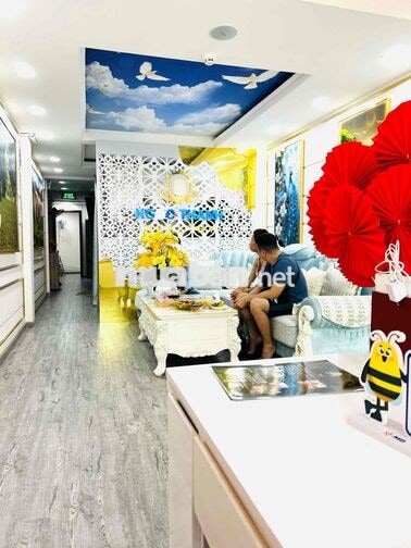 Cần tìm quản lí Spa massage lành mạnh Quận 10