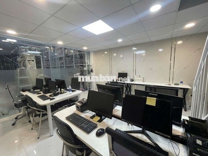 TUYỂN NỮ CHỐT ĐƠN Ca tối từ 12h30 - 21h30 FULLTIME