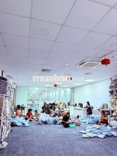 TUYỂN NỮ CHỐT ĐƠN Ca tối từ 12h30 - 21h30 FULLTIME