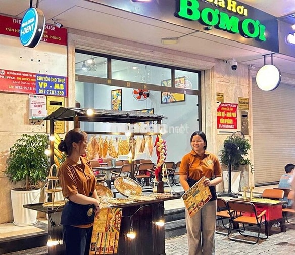 TUYỂN NHÂN VIÊN PHỤC VỤ QUÁN NHẬU