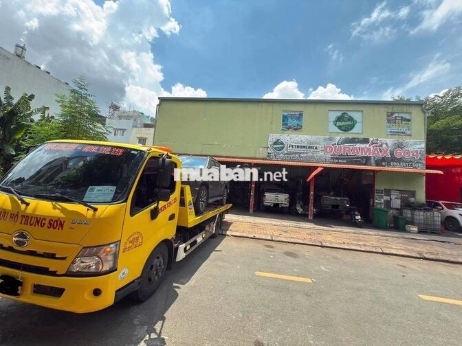 [KO CẦN KN] 2 THỢ PHỤ QUẬN 2