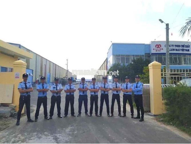 TUYỂN 5  BẢO VỆ NHÀ MÁY TÂN PHÚ-HCM