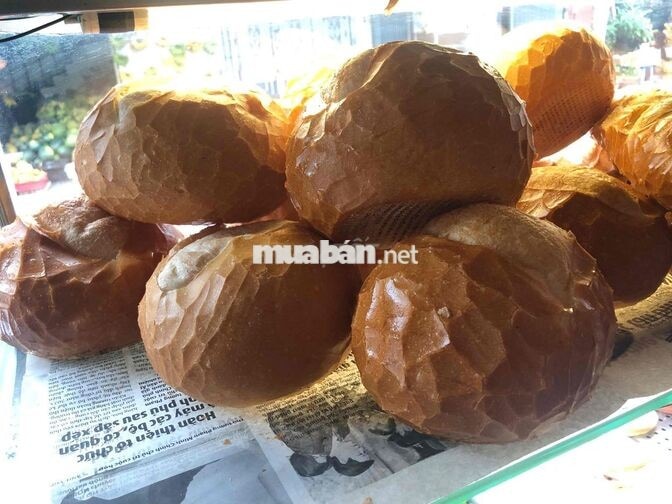 bánh mì lão béo tuyển bạn nam giao bánh bao ăn ở