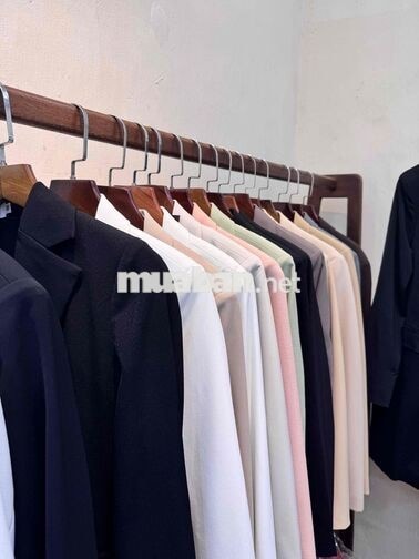 NHÂN VIÊN BÁN HÀNG FASHION BRAND - KHÀN VÂU