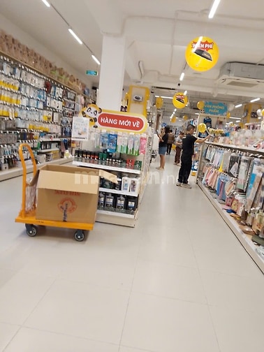 TƯNG BỪNG KHAI TRƯƠNG - MỸ PHẨM STORE CẦN BỔ SUNG NHIỀU VỊ TRÍ!!!
